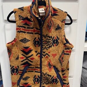 The North Face Sherpa Fleece Vest in Tan, Navy & Red Accent